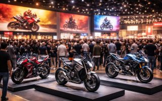 foule-salon-motos-exposition-affiches